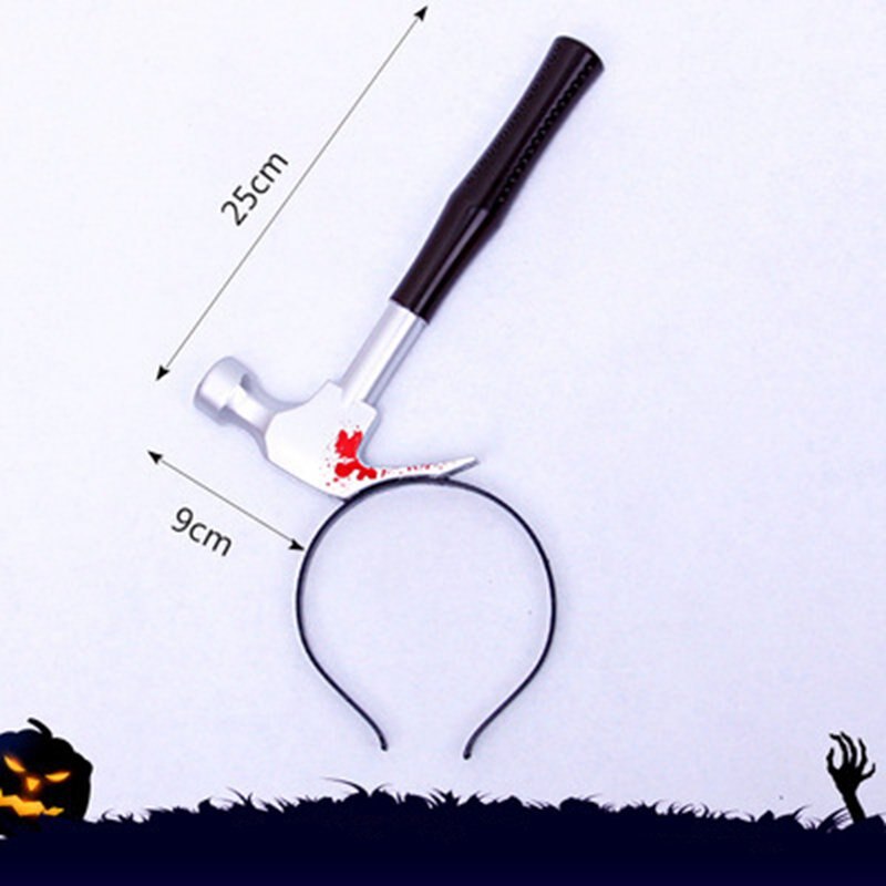 Корона-молот с коричневой ручкой, застрявшая в голове