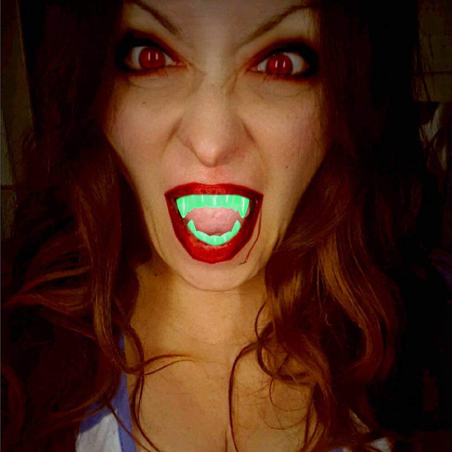 Karanlıkta Parlayan Fosforlu Çift Damak Takma Vampir Dişi (4620)