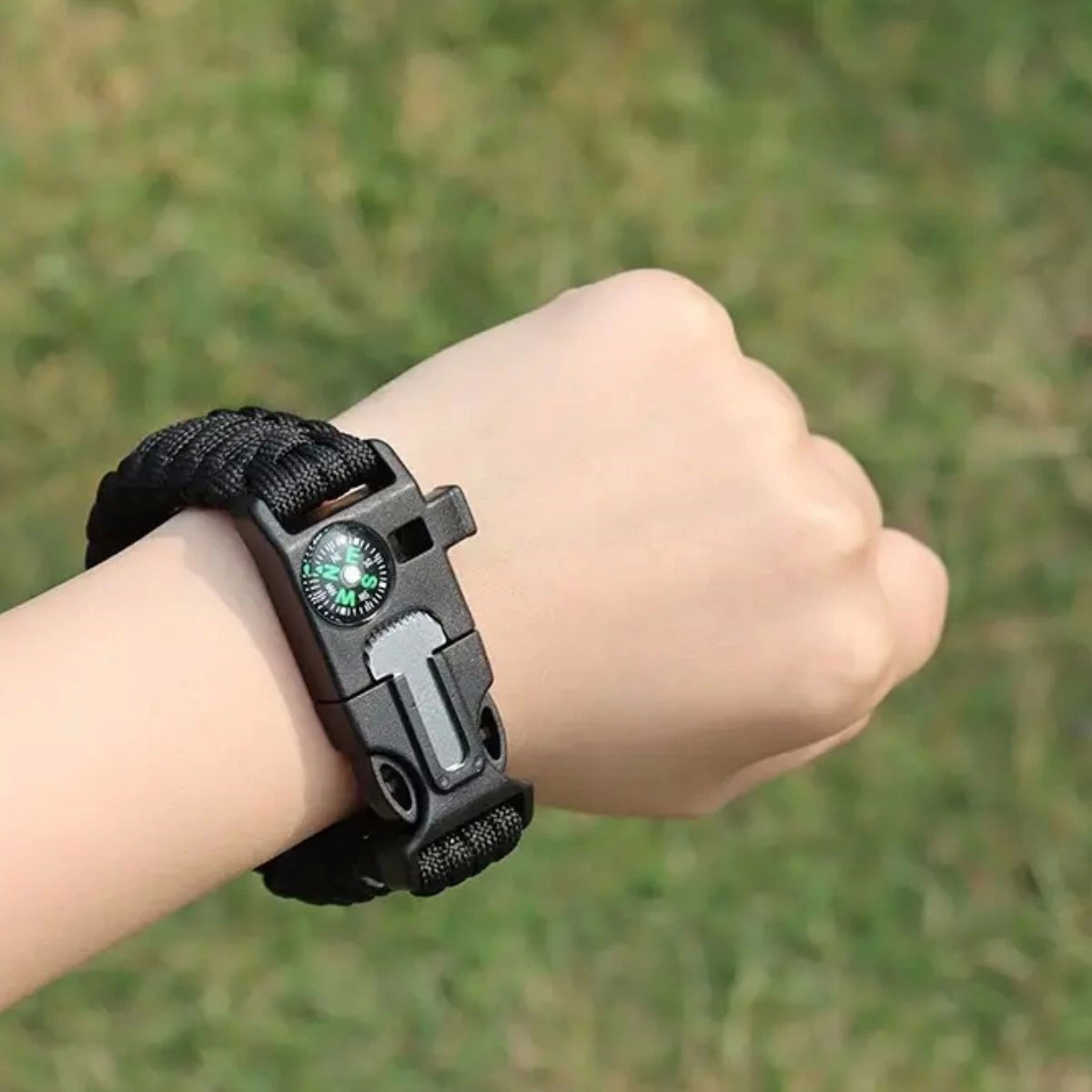 5'i 1 Arada Çok Fonksiyonlu Hayatta Kalma Bilekliği Pusula, Düdük, Çakmak Taşı ve Şemsiye İpi Bilek