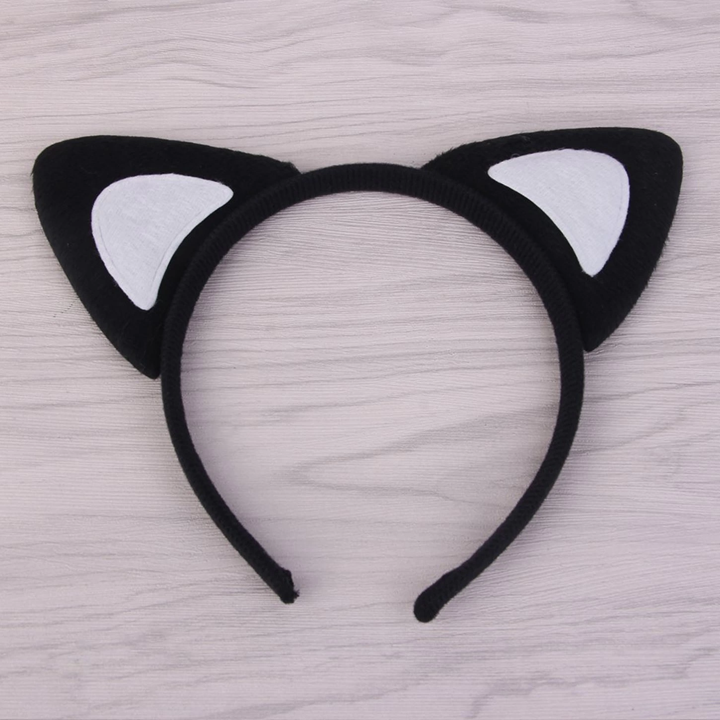 Kedi Kulak Taç Siyah İçi Beyaz Renk Pofuduk 15x17 Cm
