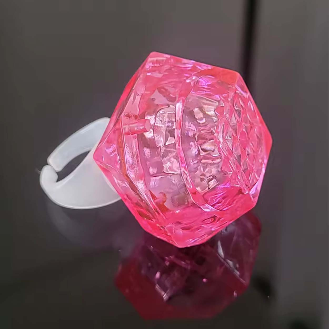Светодиодная лампа Crystal Design, 3 режима, розовое кольцо, 3,5 х 5 см