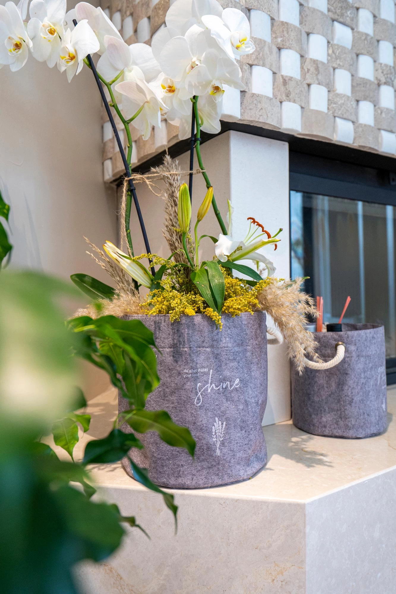 Kulplu Yuvarlak Düzenleyici Çok Amaçlı Kolay Taşınabilen Organizer Keçe Sepet