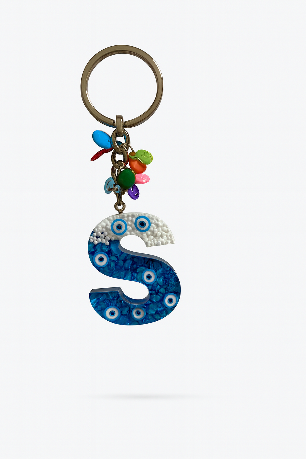 Epoksi Harf Anahtarlık – S Harfi, Nazar Boncuklu ve Renkli Charm Detaylı