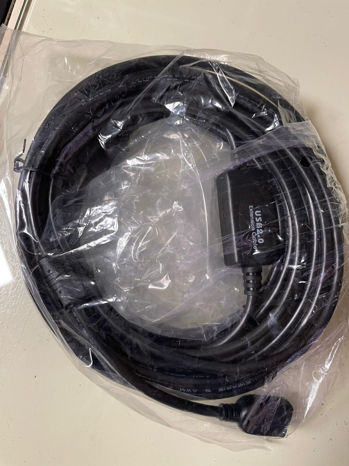 Удлинительный USB-кабель USB 2.0 Black Chipset длиной 10 метров